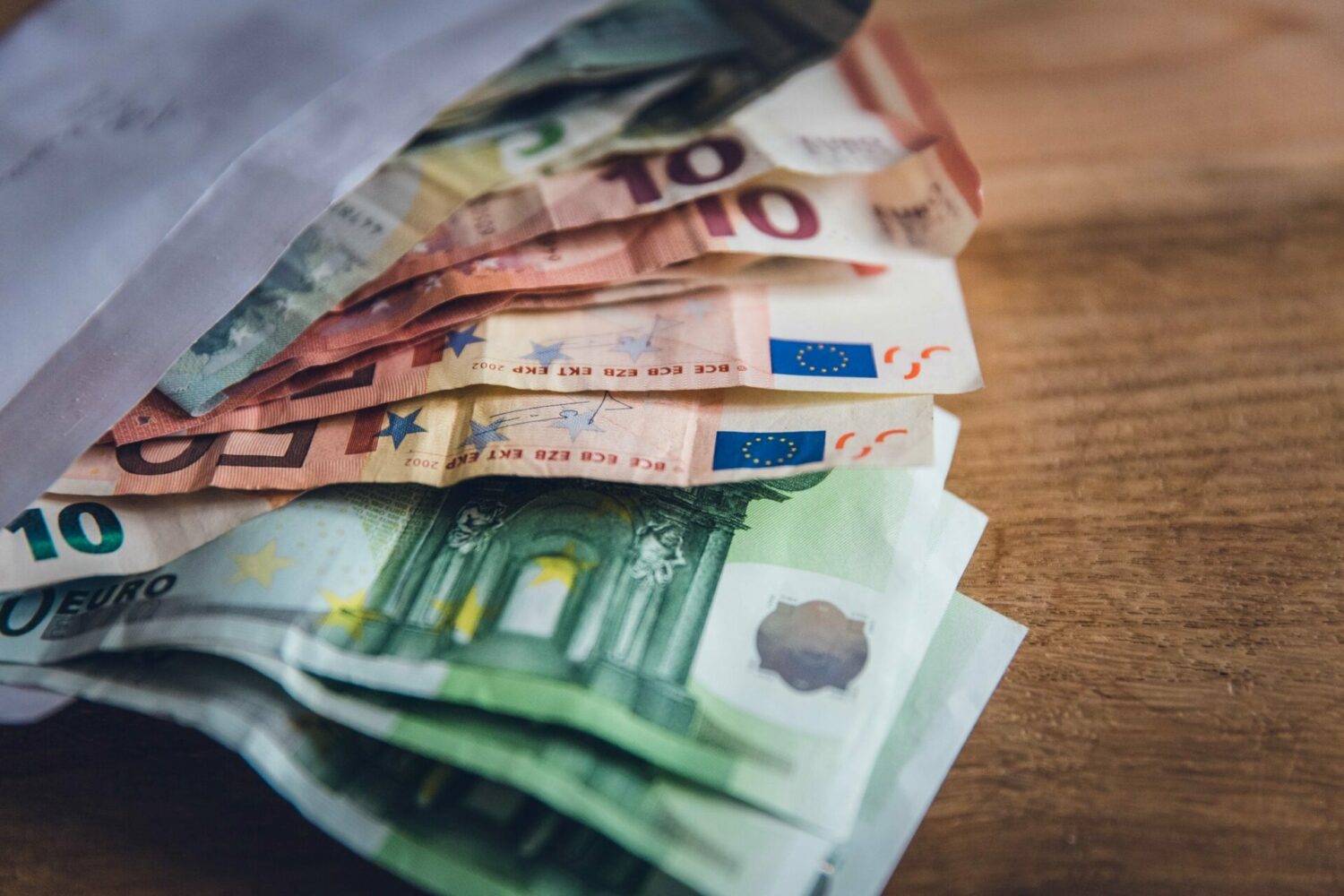 Envelop with money
